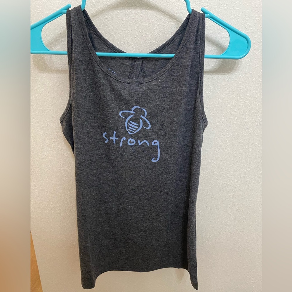 Women’s small Be-Kind tank top.